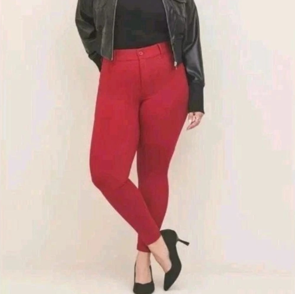 Torrid Bombshell Skinny Ponte Pants Woman Plus 28W High Waisted Stretchy Red Nwt